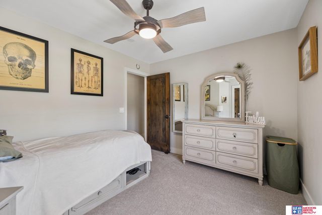 5020 Fir Hollow Lane, Lincoln, NE 68516