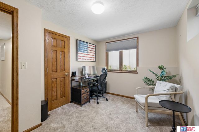 5020 Fir Hollow Lane, Lincoln, NE 68516