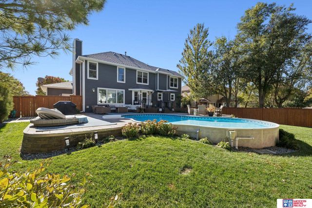 5020 Fir Hollow Lane, Lincoln, NE 68516