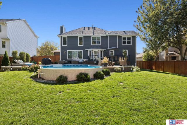 5020 Fir Hollow Lane, Lincoln, NE 68516