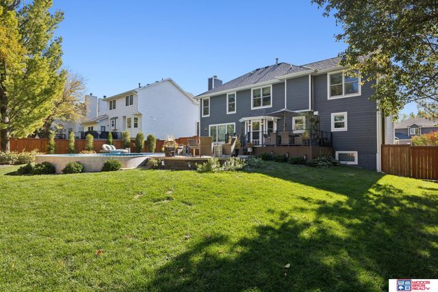 5020 Fir Hollow Lane, Lincoln, NE 68516