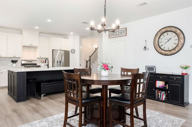 9036 Lakeside Drive, Fort Worth, TX 76179