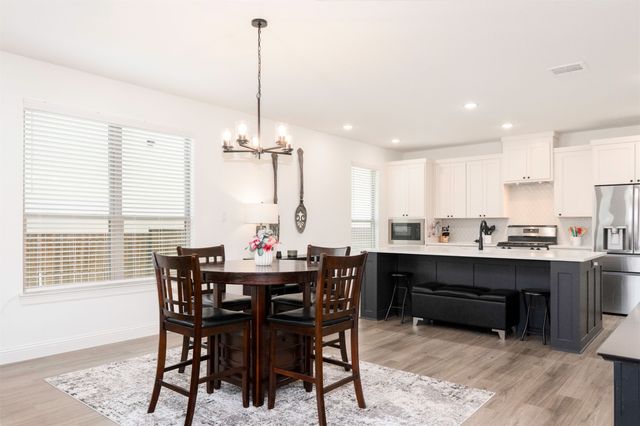 9036 Lakeside Drive, Fort Worth, TX 76179