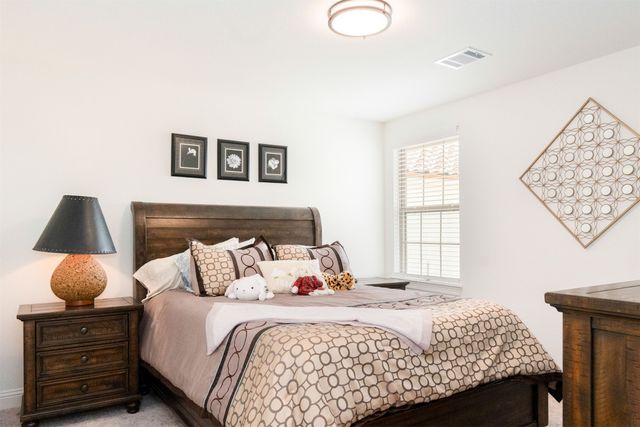9036 Lakeside Drive, Fort Worth, TX 76179