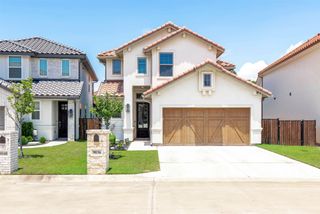 9036 Lakeside Drive, Fort Worth, TX 76179