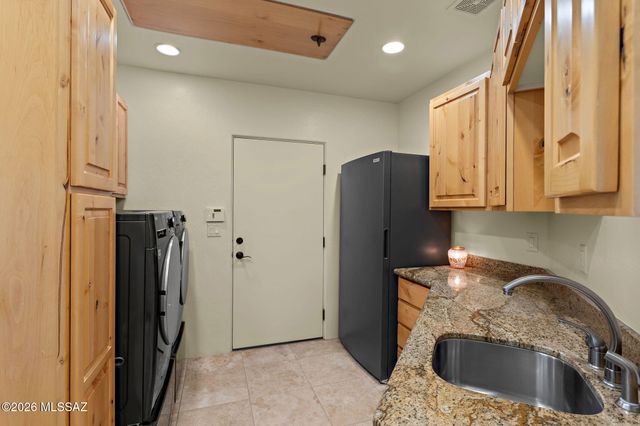 8701 E Tumbling H Ranch Place, Vail, AZ 85641