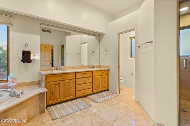 8701 E Tumbling H Ranch Place, Vail, AZ 85641