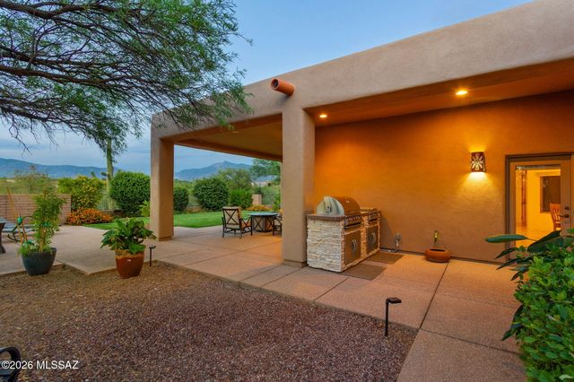 8701 E Tumbling H Ranch Place, Vail, AZ 85641