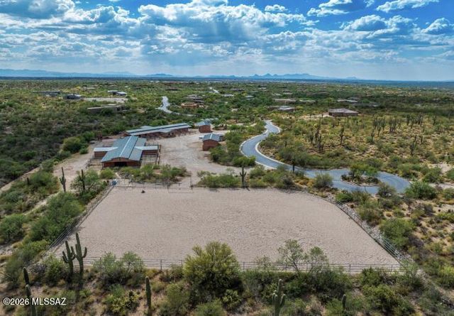 8701 E Tumbling H Ranch Place, Vail, AZ 85641