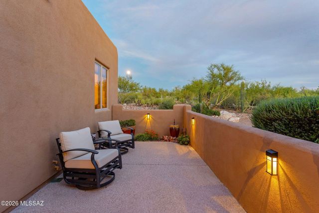 8701 E Tumbling H Ranch Place, Vail, AZ 85641