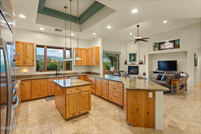8701 E Tumbling H Ranch Place, Vail, AZ 85641