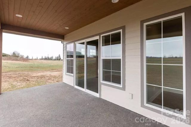 5743 Lake Pointe Drive, Granite Falls, NC 28630