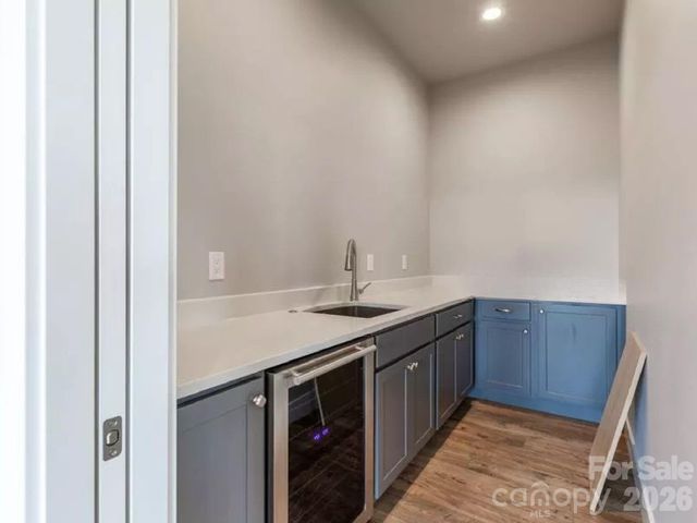 5743 Lake Pointe Drive, Granite Falls, NC 28630