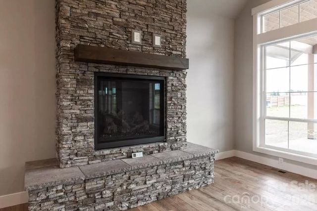 5743 Lake Pointe Drive, Granite Falls, NC 28630