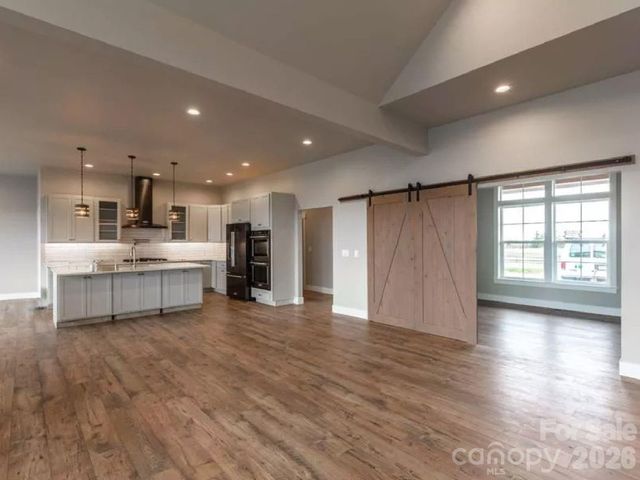 5743 Lake Pointe Drive, Granite Falls, NC 28630