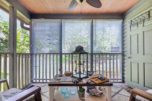 7921 Cricket Court E, North Charleston, SC 29418