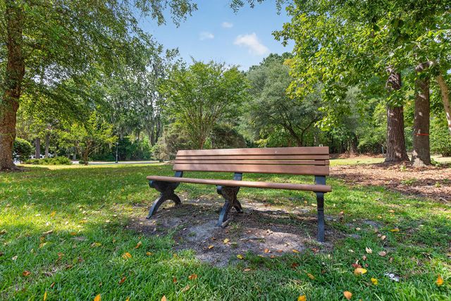 7921 Cricket Court E, North Charleston, SC 29418