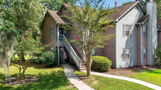 7921 Cricket Court E, North Charleston, SC 29418