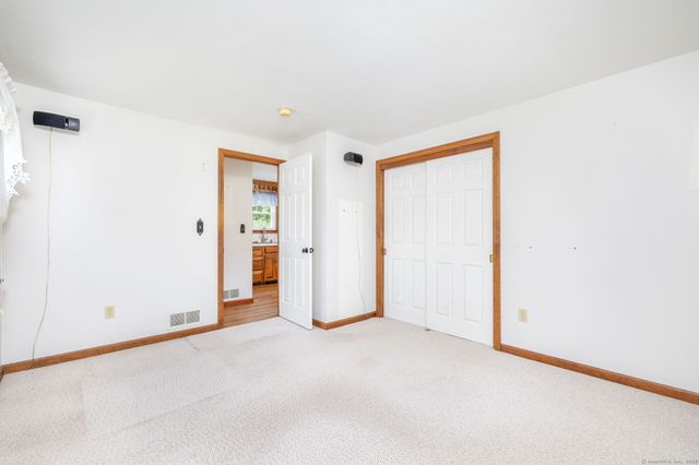 102 Wetherell Street APT 1, Manchester, CT 06040
