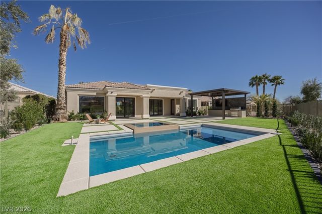 10248 Andante Court, Las Vegas, NV 89135