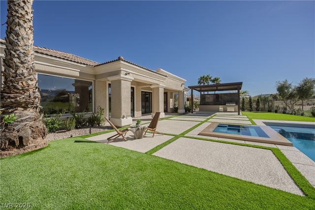 10248 Andante Court, Las Vegas, NV 89135