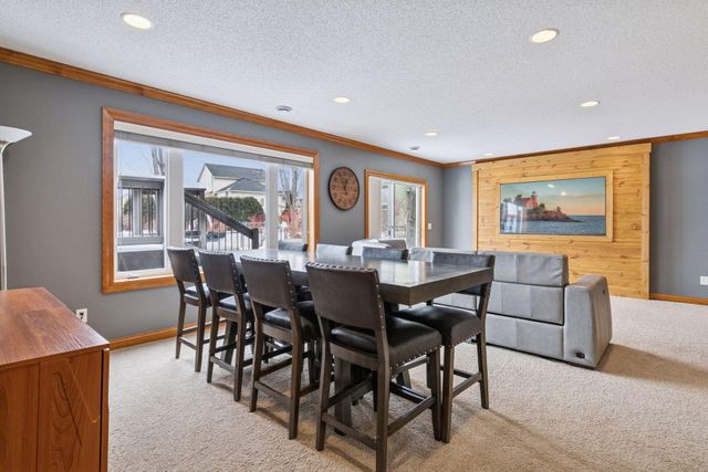 9487 208th Street W, Lakeville, MN 55044