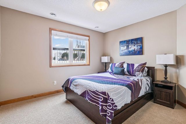 9487 208th Street W, Lakeville, MN 55044