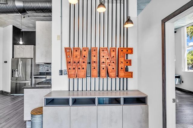 2100 Van Buren Street 203, Hollywood, FL 33020