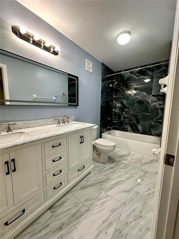 8655 N Southgate Shores Cir, Tamarac, FL 33321