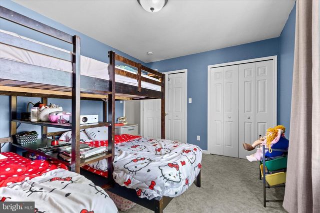 80 E BROOKFIELD DR, Lebanon, PA 17046