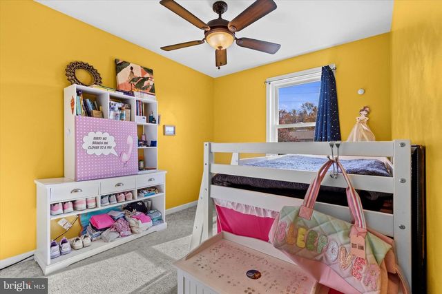 80 E BROOKFIELD DR, Lebanon, PA 17046