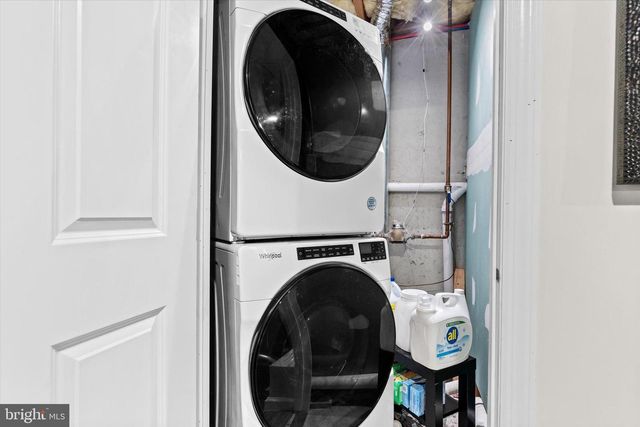 80 E BROOKFIELD DR, Lebanon, PA 17046