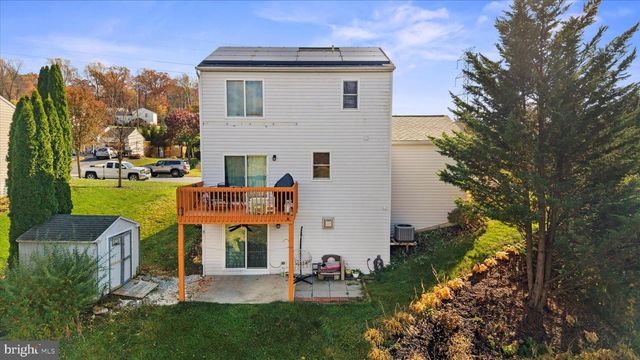 80 E BROOKFIELD DR, Lebanon, PA 17046