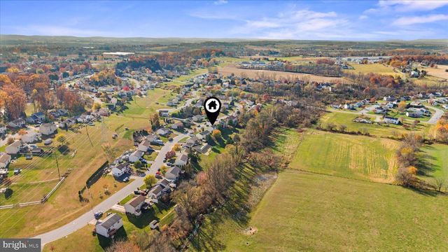 80 E BROOKFIELD DR, Lebanon, PA 17046