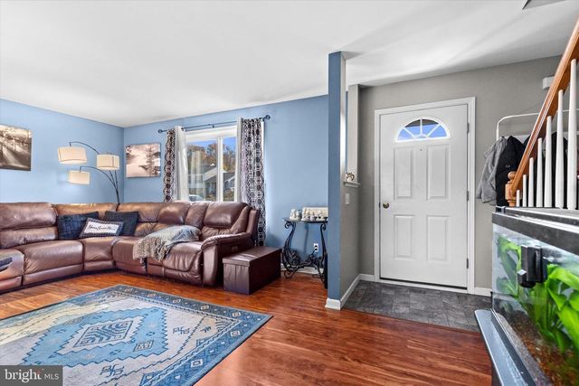 80 E BROOKFIELD DR, Lebanon, PA 17046