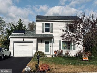 80 E BROOKFIELD DR, Lebanon, PA 17046