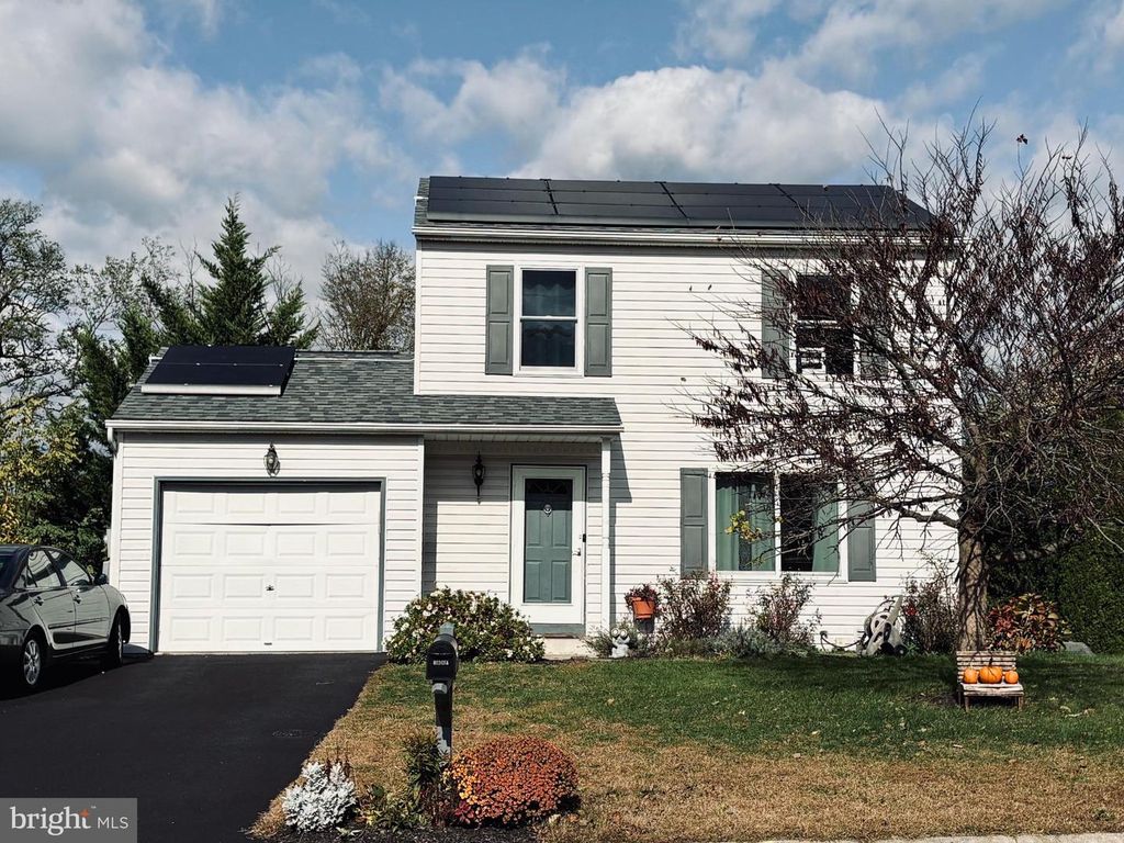 80 E BROOKFIELD DR, Lebanon, PA 17046