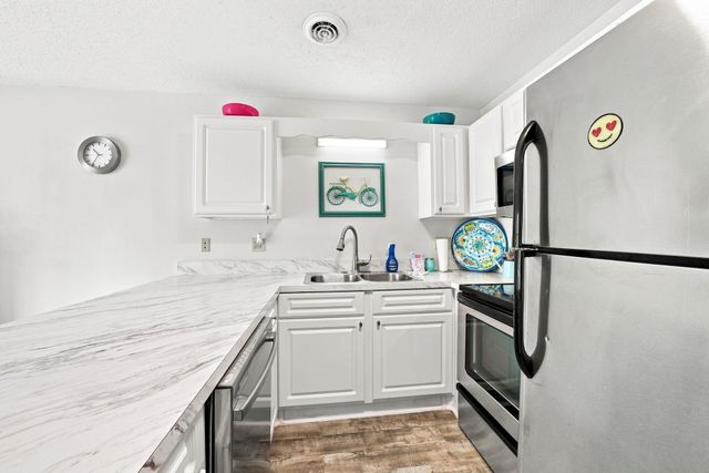 1870 Auburn Ln Apt 22F, Surfside Beach, SC 29575