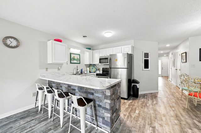 1870 Auburn Ln Apt 22F, Surfside Beach, SC 29575