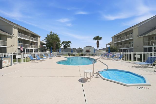 1870 Auburn Ln Apt 22F, Surfside Beach, SC 29575