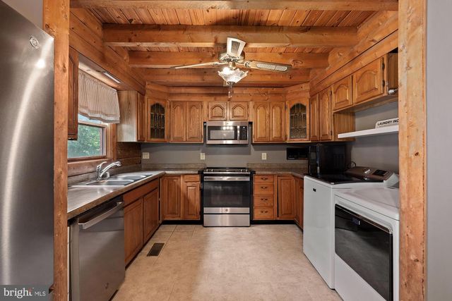 2425 HENSON DR, Marriottsville, MD 21104