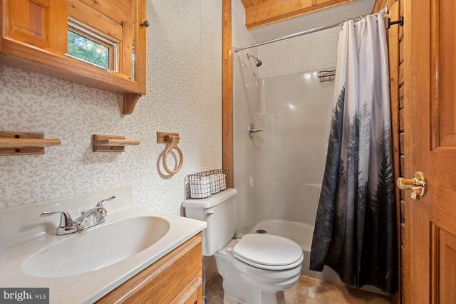 2425 HENSON DR, Marriottsville, MD 21104
