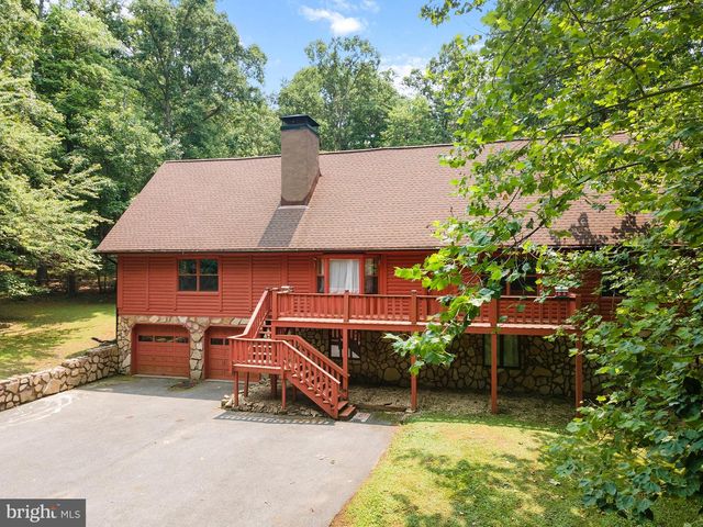 2425 HENSON DR, Marriottsville, MD 21104