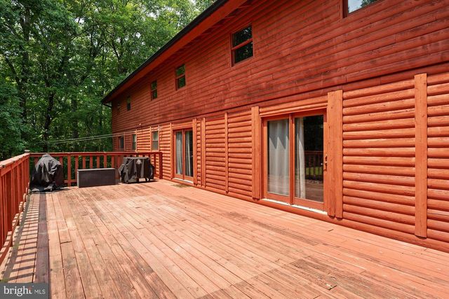 2425 HENSON DR, Marriottsville, MD 21104