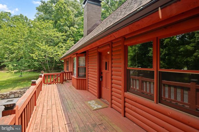 2425 HENSON DR, Marriottsville, MD 21104