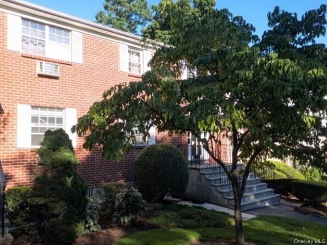 513 Woodland Hills Road, White Plains, NY 10603