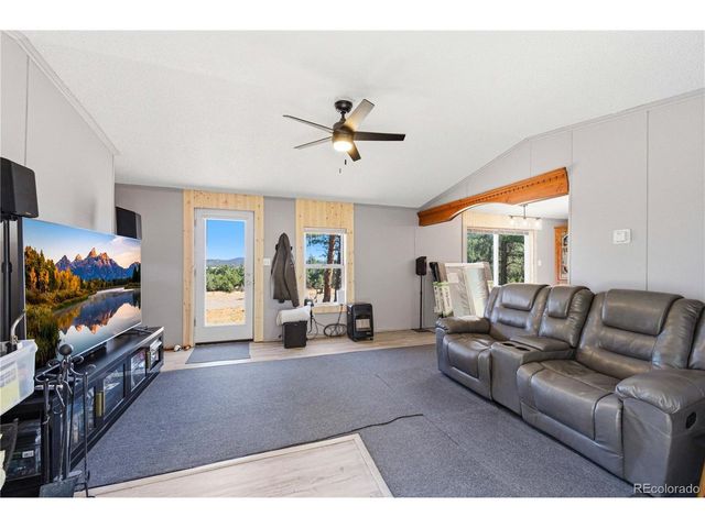 987 14th Trl, Cotopaxi, CO 81223