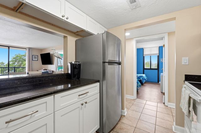 601 Mitchell Dr Apt 403, Myrtle Beach, SC 29577