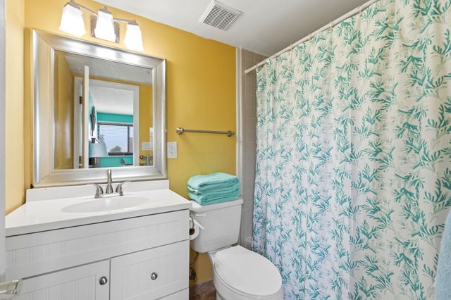 601 Mitchell Dr Apt 403, Myrtle Beach, SC 29577