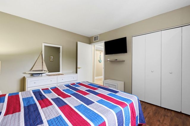 601 Mitchell Dr Apt 403, Myrtle Beach, SC 29577